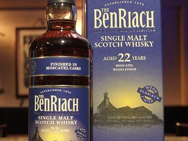 BENRIACH 22y Finished in Moscatel Casks 46%